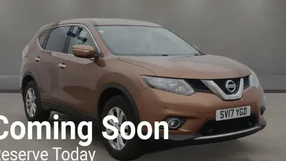Gebraucht Nissan X-Trail Acenta 131 PS (96 kW) 2017 Orange SUV
