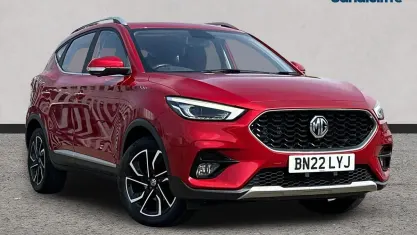 Used MG ZS Exclusive 111 HP (81 kW) 2022 Tri coat  dynamic red SUV