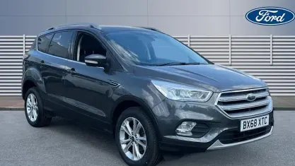 Begagnad Ford Kuga Titanium 120 HK (88 kW) 2018 Grå SUV