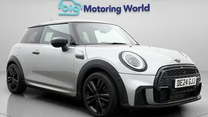 Used 2023 Mini Cooper Hatch Hatchback | £21,100 (Fair price)