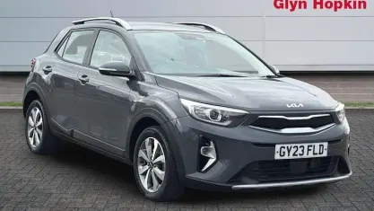 Second-hand Kia Stonic 101 CP (74 kW) 2024 SUV