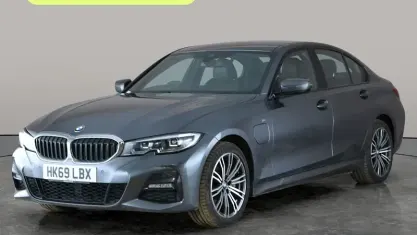 Begagnad BMW 330e M Sport 292 HK (214 kW) 2019 Grå Sedan