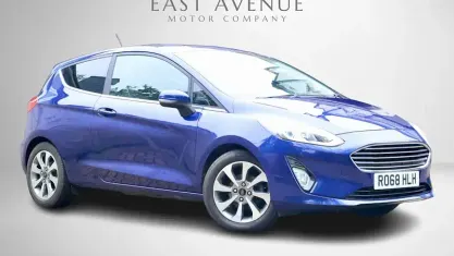 Used Ford Fiesta Zetec 101 HP (74 kW) 2018 Blue Hatchback