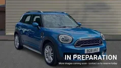Island blue Used 2018 Mini Cooper S Countryman Chili SUV | £17,190 (Fair price)