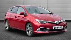 Red Used 2016 Toyota Auris Hybrid Hatchback | £11,350 (Fair price)
