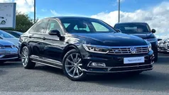 Black Used 2019 VW Passat R-line Sedan | £18,995 (Fair price)