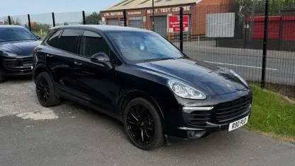 Used Porsche Cayenne Platinum Edition 262 HP (192 kW) 2017 SUV