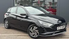 Black Used 2024 Hyundai i20 Advanced Hatchback | £16,070 (Fair price)