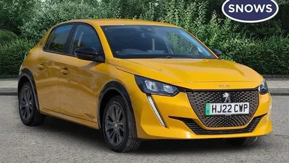 Used Peugeot e-208 Allure 100 kW (136 HP) 2021 Yellow Hatchback