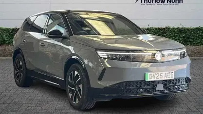 Used Vauxhall Grandland 156 kW (213 HP) 2025 Grey SUV