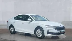 White Used 2024 Skoda Octavia SE Technology Hatchback | £18,950 (Fair price)