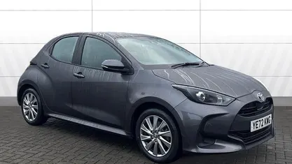 Used 2025 Toyota Yaris Hybrid Hatchback | £15,293 (Super price)