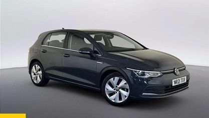 Używany VW Golf VIII Style 131 KM (96 kW) 2024 Hatchback