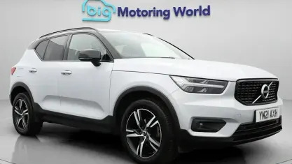 Used Volvo XC40 R-Design 163 HP (119 kW) 2021 Silver SUV
