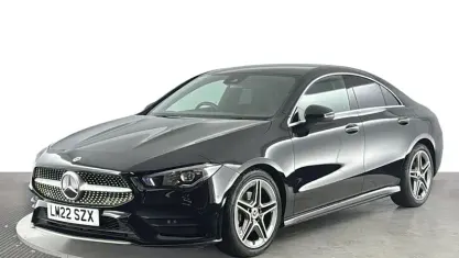 Usado Mercedes CLA180 AMG Line Premium 136 HP (100 kW) 2022 Preto Sedan