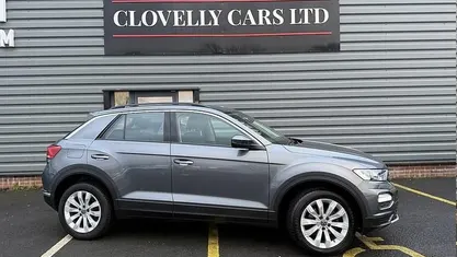 Used VW T-Roc SE 110 HP (80 kW) 2021 SUV