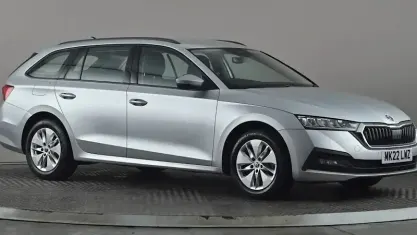 Używany Skoda Octavia SE Technology 110 KM (80 kW) 2022 Srebrny Kombi