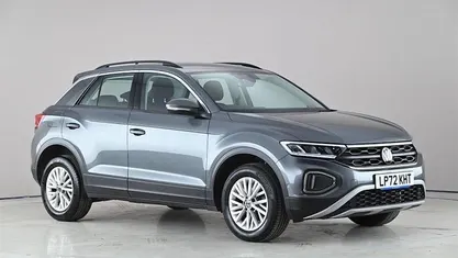 Used VW T-Roc Life 150 HP (110 kW) 2025 SUV