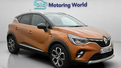 Used Renault Captur SE 140 HP (102 kW) 2022 Orange/black SUV