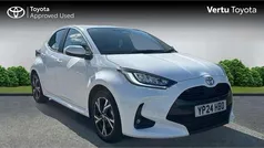 White Used 2024 Toyota Yaris Hybrid Design Hatchback | £19,004 (Fair price)