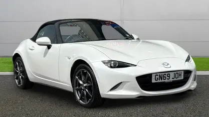 Used Mazda MX5 Inclusive 184 HP (135 kW) 2019 White Cabriolet