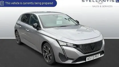 Used Peugeot 308 Allure Premium 131 HP (96 kW) 2023 Hatchback