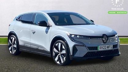 Usado Renault Megane E-Tech Techno 160 kW (218 HP) 2023 Cinzento Citadino