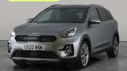 Begagnad Kia Niro 141 HK (103 kW) 2022 Grå SUV