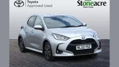 Silver Used 2022 Toyota Yaris Hybrid Design Hatchback | £16,000 (Fair price)