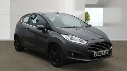 Used Ford Fiesta Zetec 82 HP (60 kW) 2016 Grey Hatchback