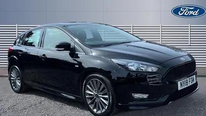 Used Ford Focus ST-Line 140 HP (102 kW) 2017 Black Hatchback