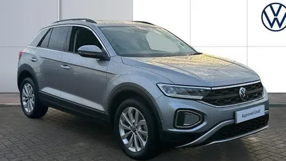 Used VW T-Roc Match 150 HP (110 kW) 2025 Silver SUV