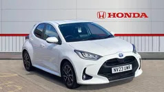 White Used 2023 Toyota Yaris Hybrid Design Hatchback | £16,719 (Good price)