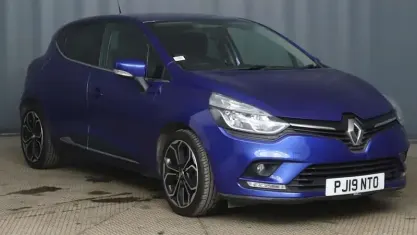 Used Renault Clio Iconic 90 HP (66 kW) 2019 Blue Hatchback