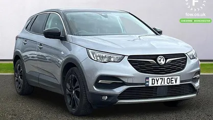 Used Vauxhall Grandland X SRi 131 HP (96 kW) 2021 Grey SUV
