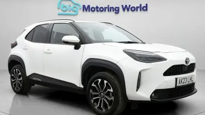 Begagnad Toyota Yaris Hybrid Design 116 HK (85 kW) 2026 Kombi