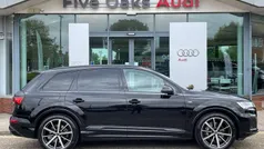 Black Used 2020 Audi Q7 Black Edition SUV | £39,490 (Fair price)