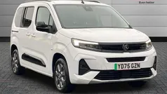 New 2025 Vauxhall Combo Ultimate Estate | £19,500 (Fair price)