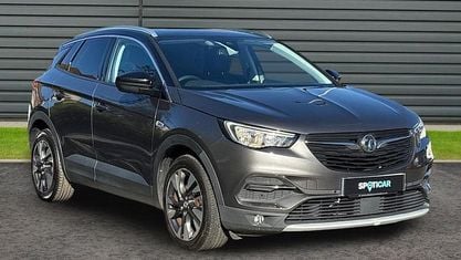 Second-hand Vauxhall Grandland X Sport 131 CP (96 kW) 2018 Gri SUV