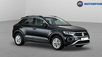 Begagnad VW T-Roc Life 110 HK (80 kW) 2023 Svart SUV