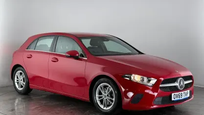 Used Mercedes A180 Executive 136 HP (100 kW) 2019 Red Hatchback