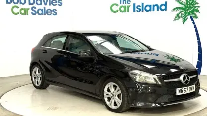 Usado Mercedes A180 Executive 109 HP (80 kW) 2018 Preto Citadino