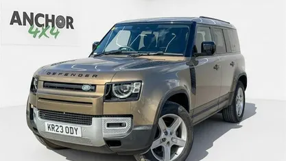 Used Land Rover Defender SE 249 HP (183 kW) 2023 SUV