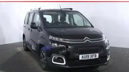 Used Citroën Berlingo Flair 102 HP (75 kW) 2019 Black MPV