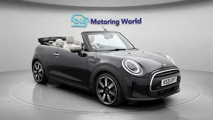 Used Mini Cooper Cabriolet Exclusive 136 HP (100 kW) 2021 Blue/black Cabriolet