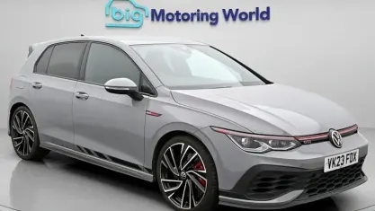 Second-hand VW Golf VIII GTI Clubsport 300 CP (220 kW) 2023 Gri Hatchback