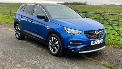 Used Vauxhall Grandland X SRi 131 HP (96 kW) 2021 SUV