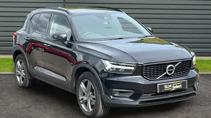 Used Volvo XC40 R-Design 163 HP (119 kW) 2020 Black SUV
