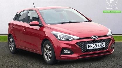 Używany Hyundai i20 SE 84 KM (61 kW) 2019 Czerwony Hatchback