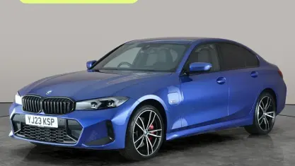 Usado BMW 330e M Sport 292 CV (214 kW) 2023 Azul Berlina